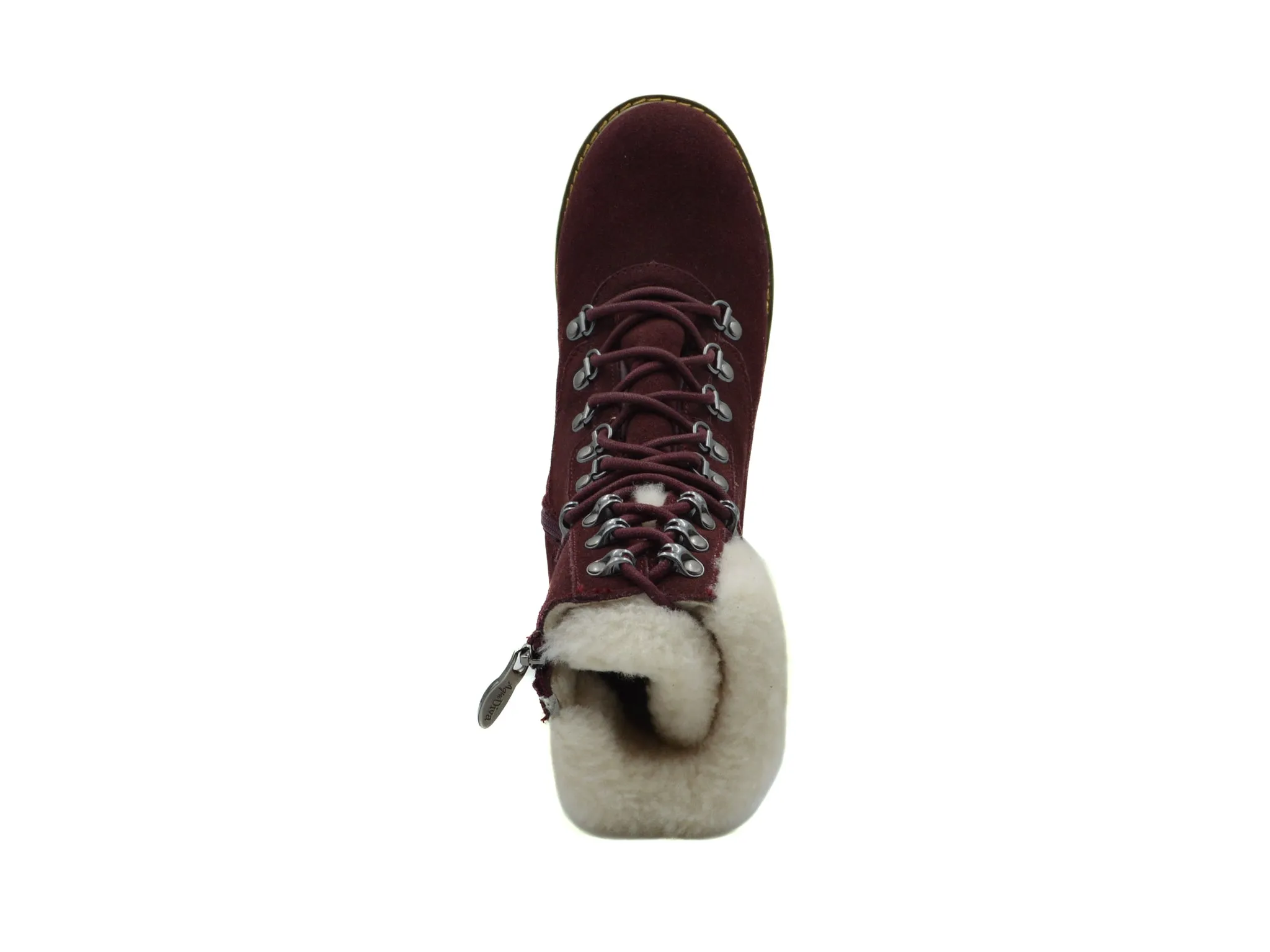 AQUADIVA Dunedin Ice Grip Faux Shearling Lined Boots