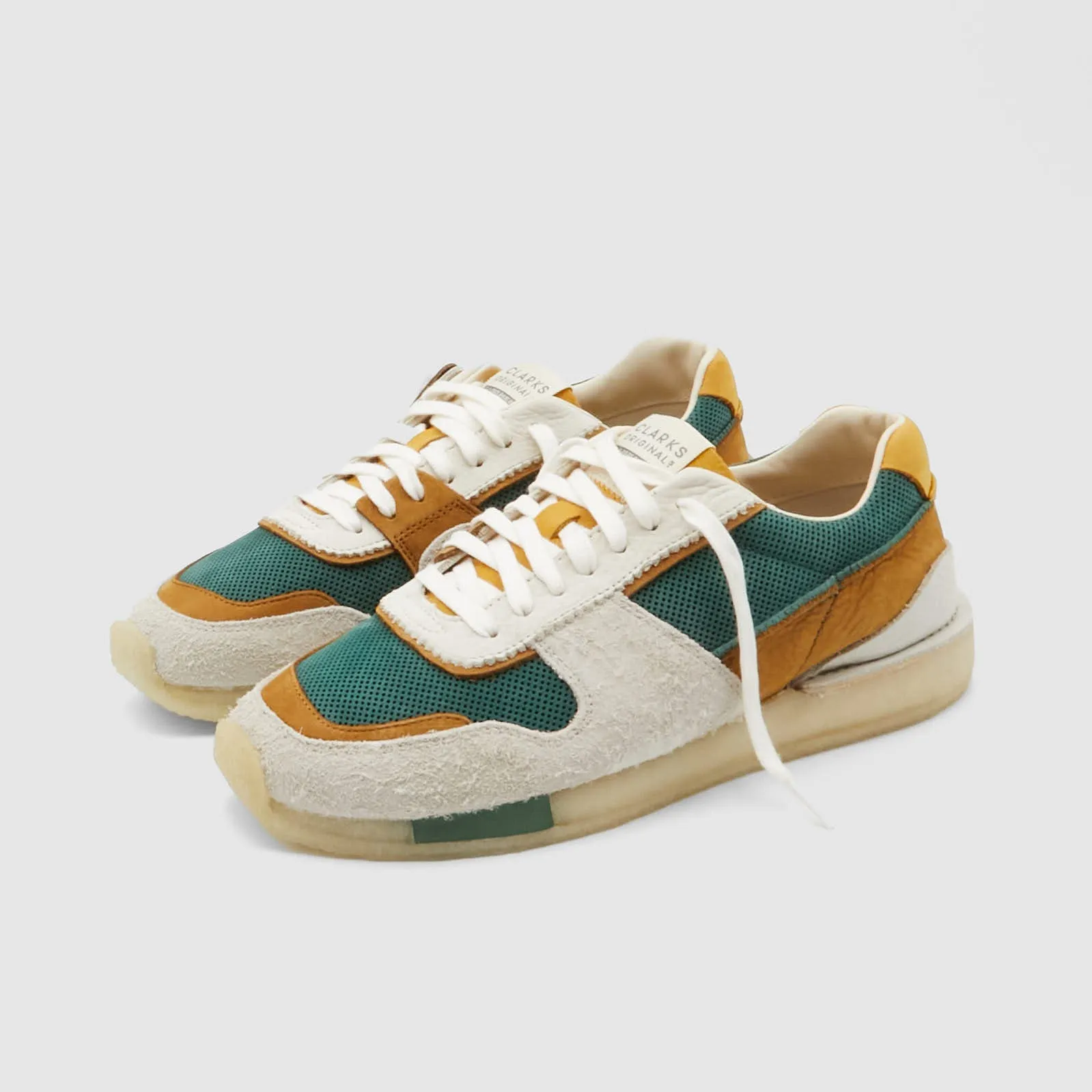 Clarks Torrun Comfort Sneaker