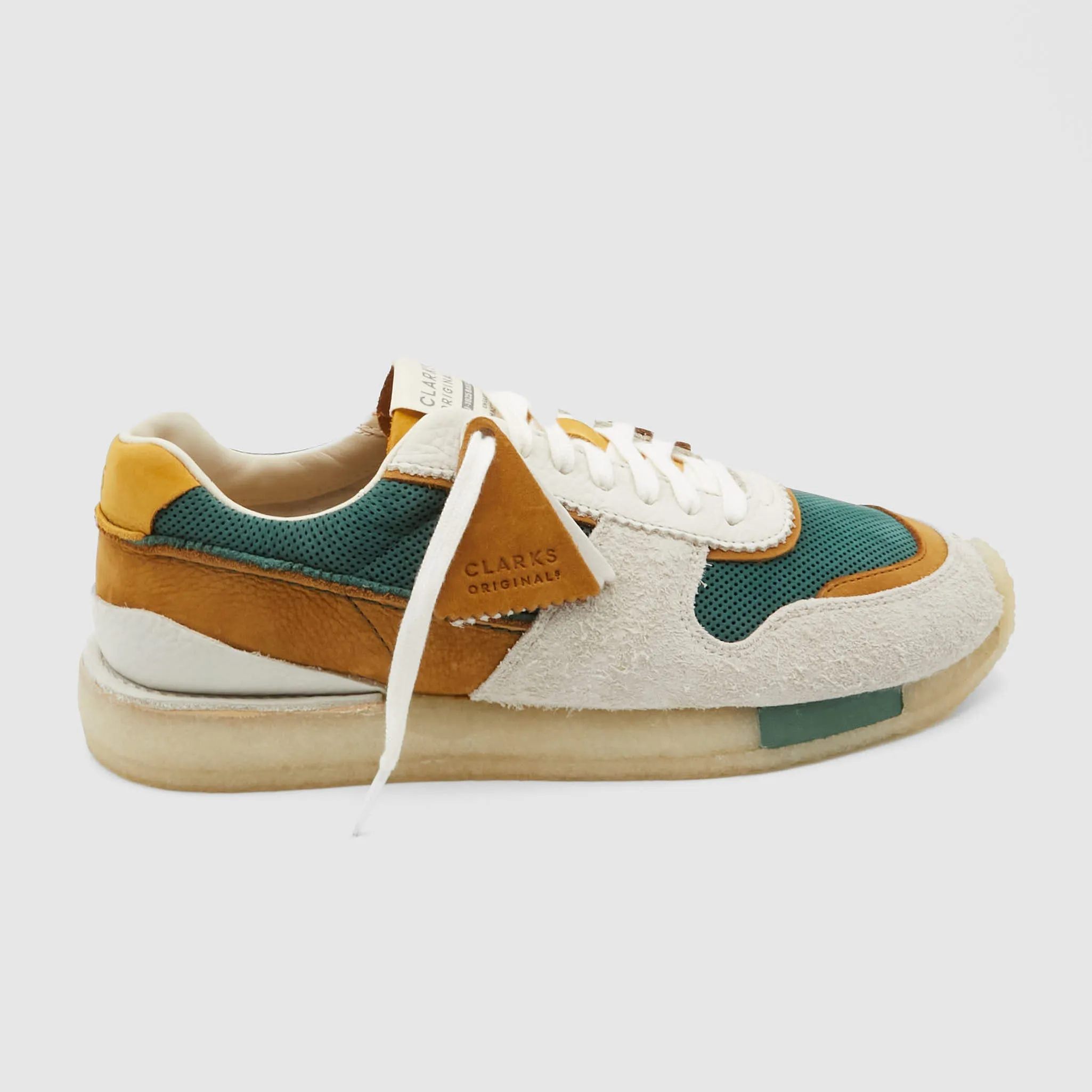 Clarks Torrun Comfort Sneaker