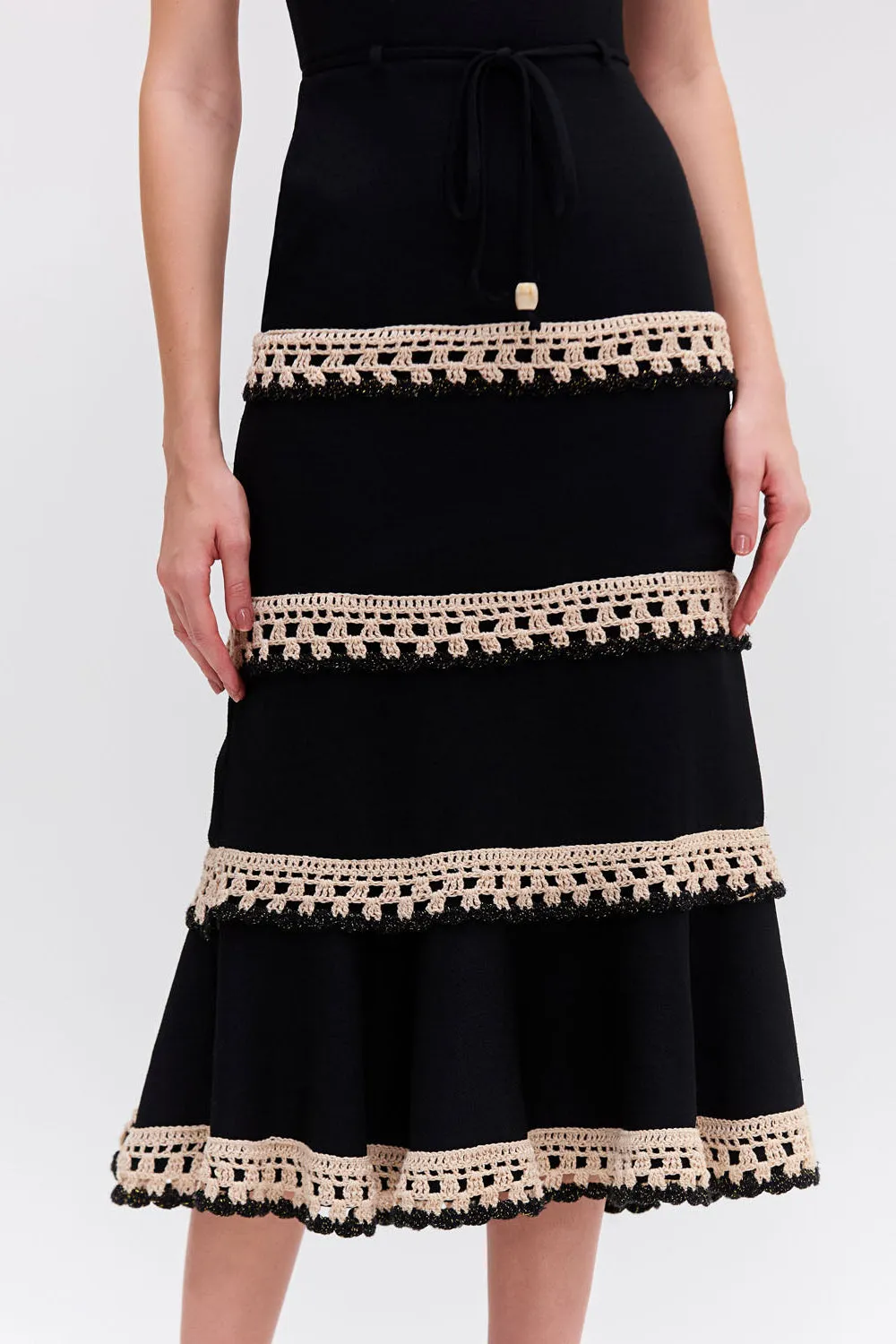 CROCHET TRIM FITTED MIDI DRESS
