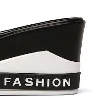 Summer Outdoor Women's Wedges Slippers Slip-On Shoes Woman Flat Peep Toe Breathable Soft Platform Leather Sandals Platform Shoes